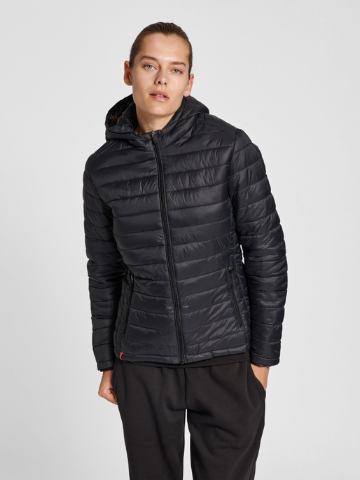 hmlRED QUILTED HOOD JACKET WOMAN –